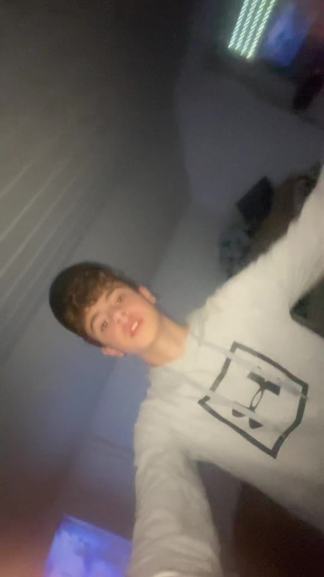 @Lxon_077💣