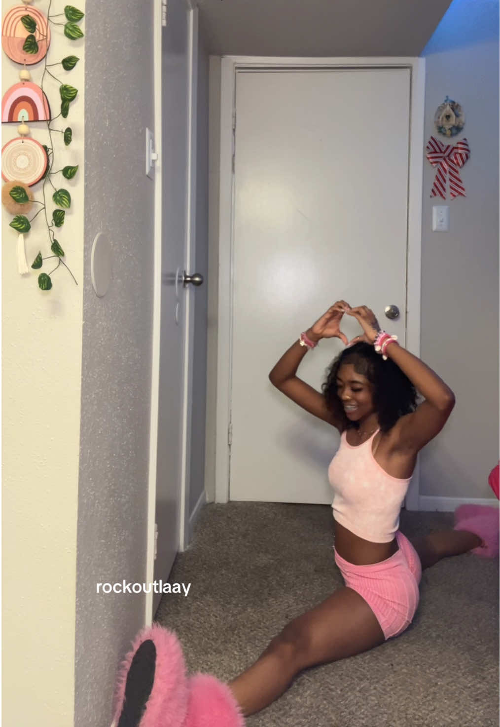 @rockoutlaay
