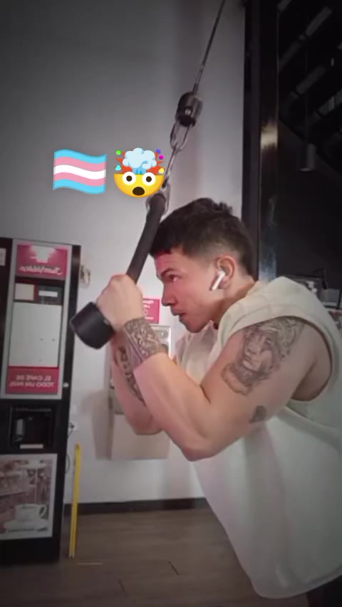 @Alex 👾🏳️⚧️🇨🇴