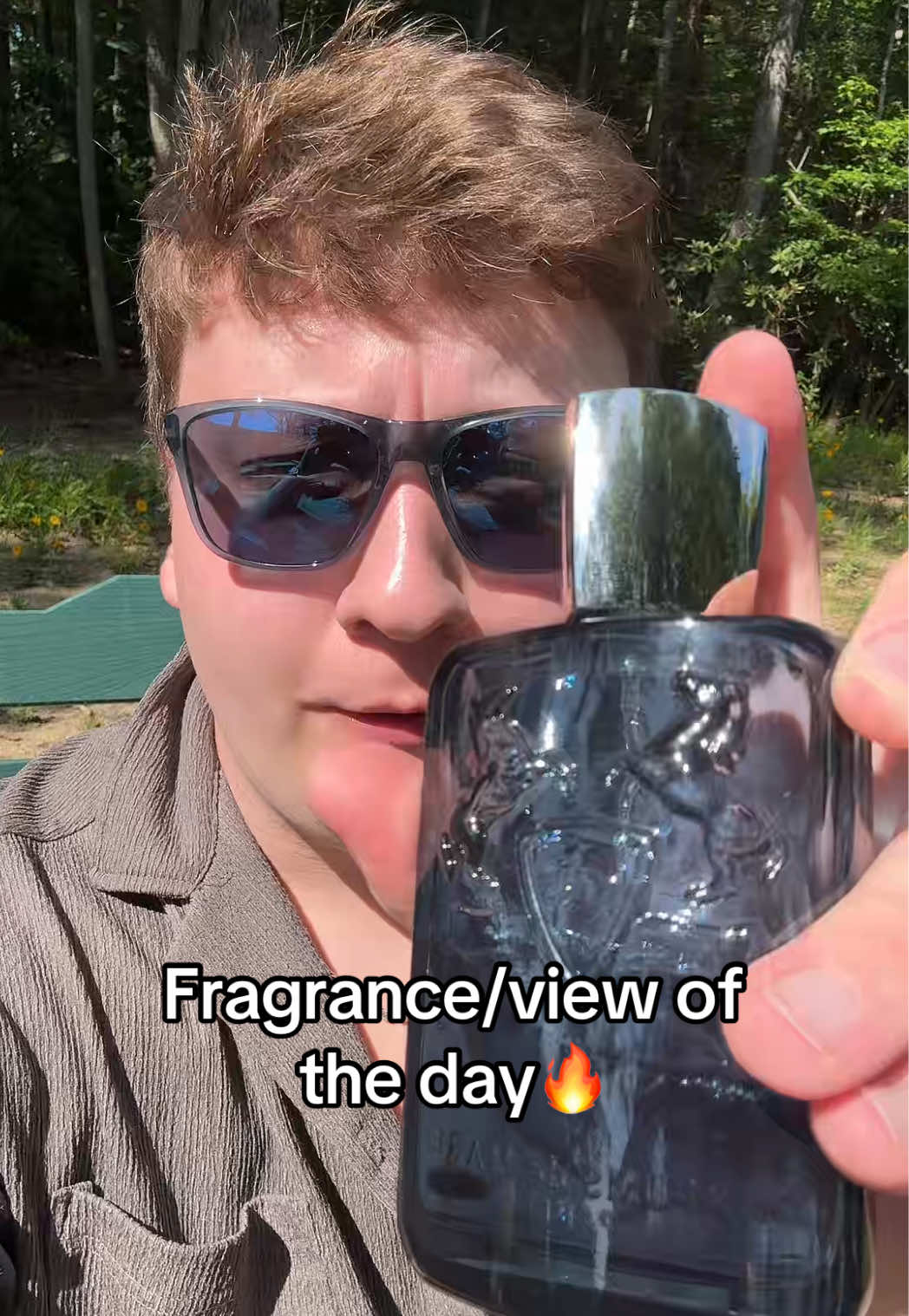 @ComedicScents