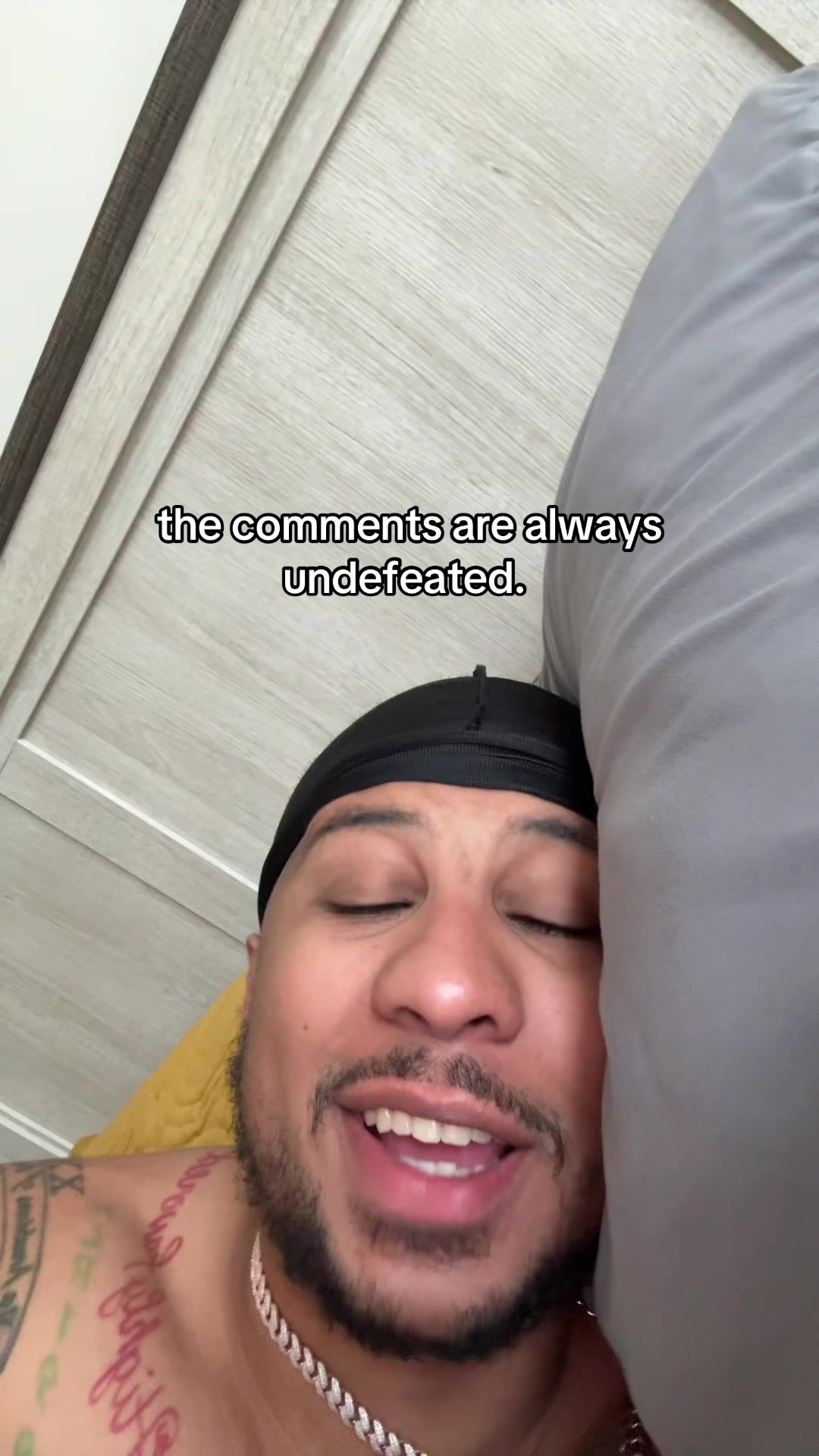 @thequis_