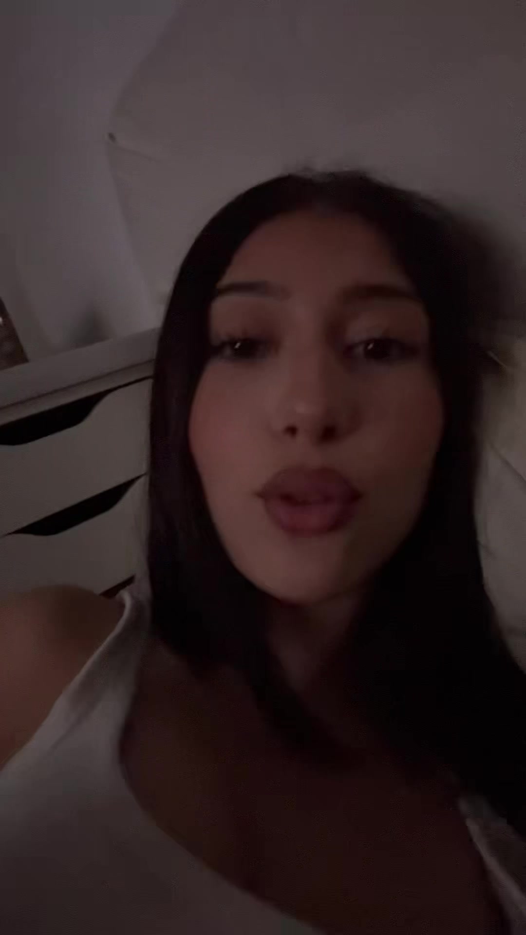 @Izabela🇦🇱