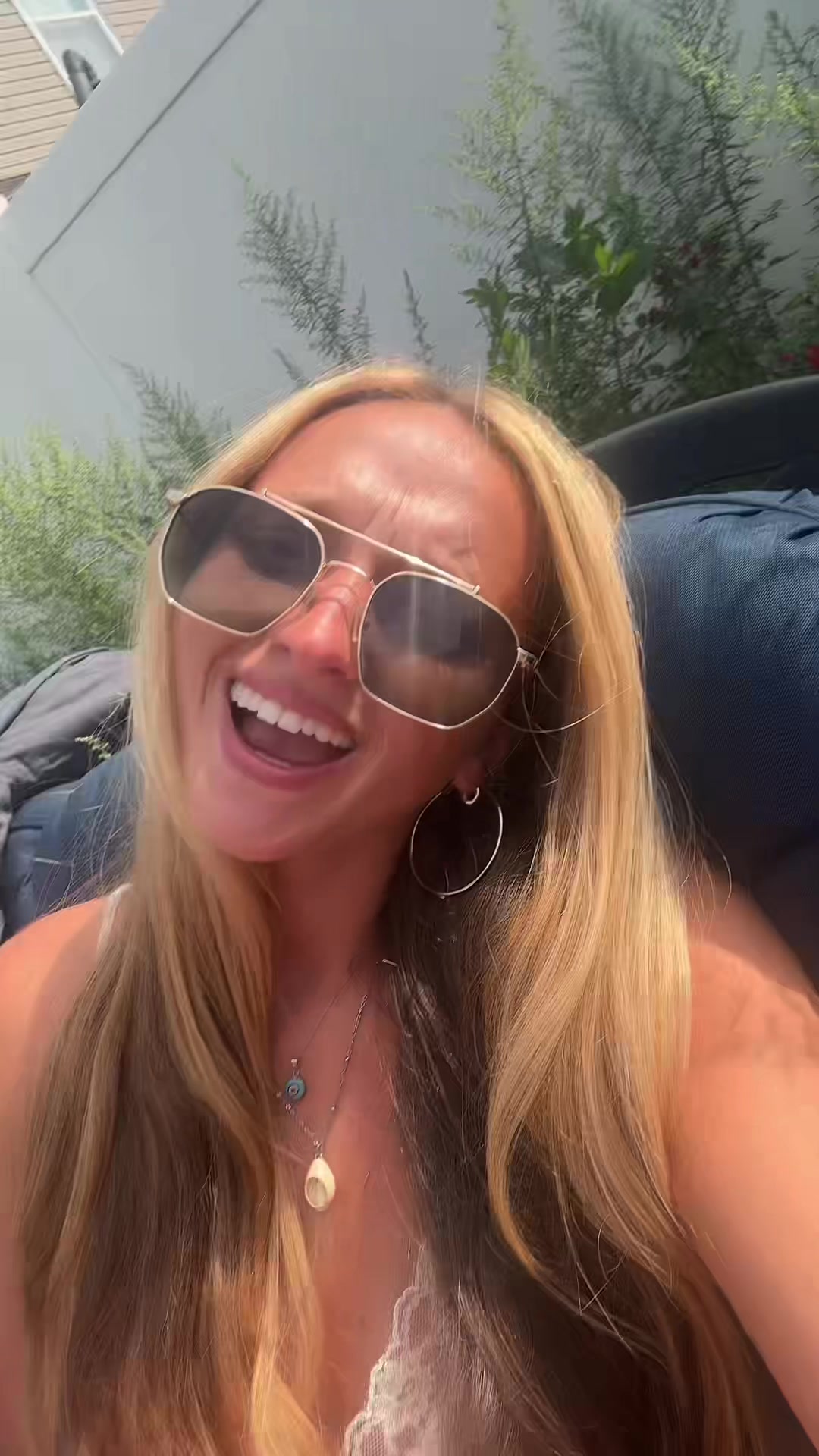 @Chloemangee