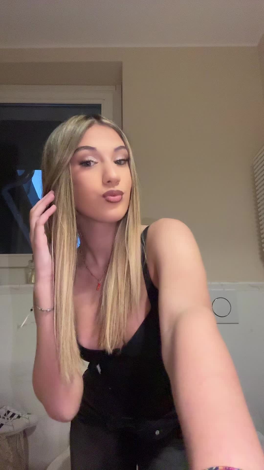 @𝒱𝒾𝓇𝑔𝒾