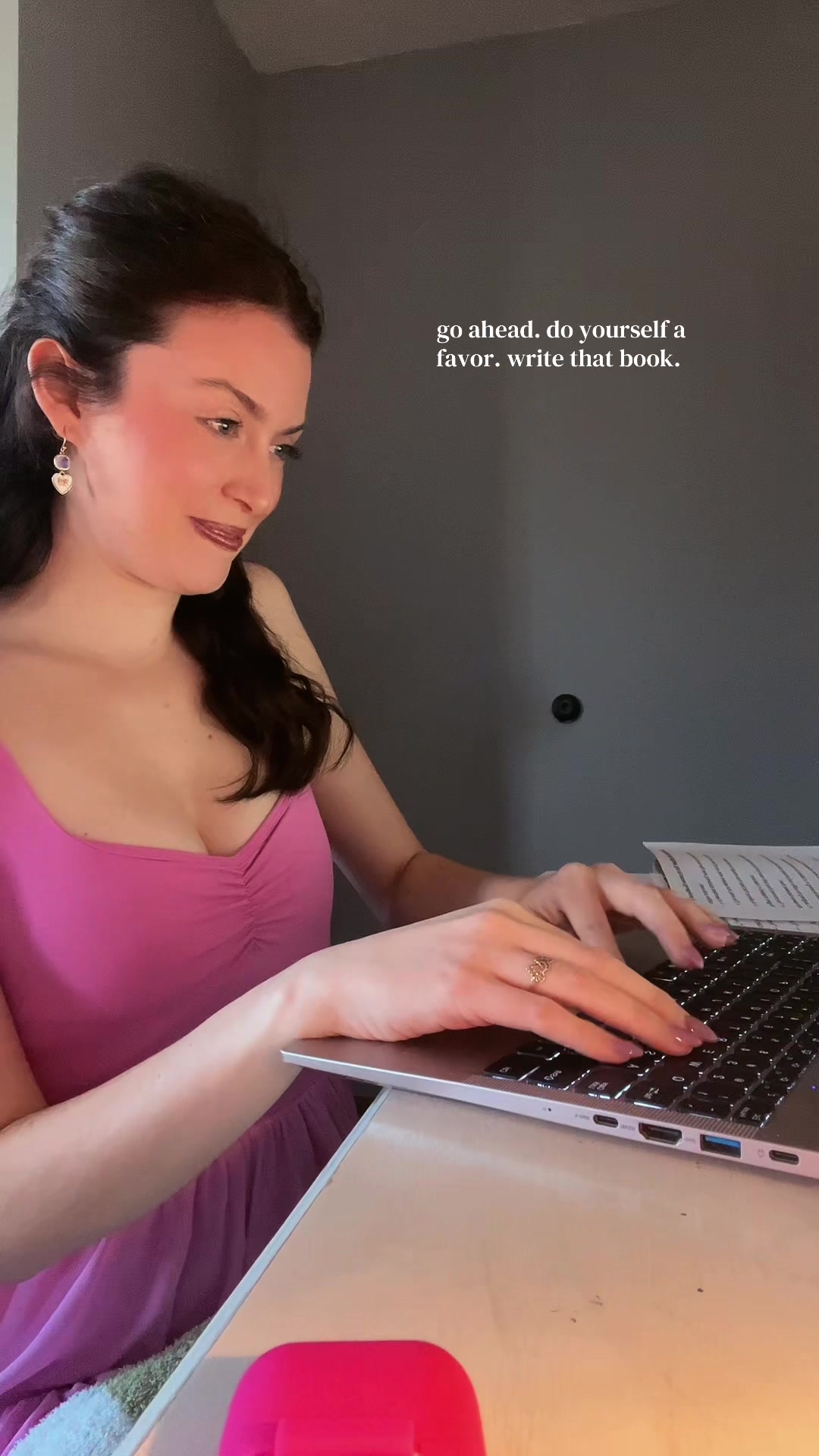 @Isabella|Aspiring Author❀