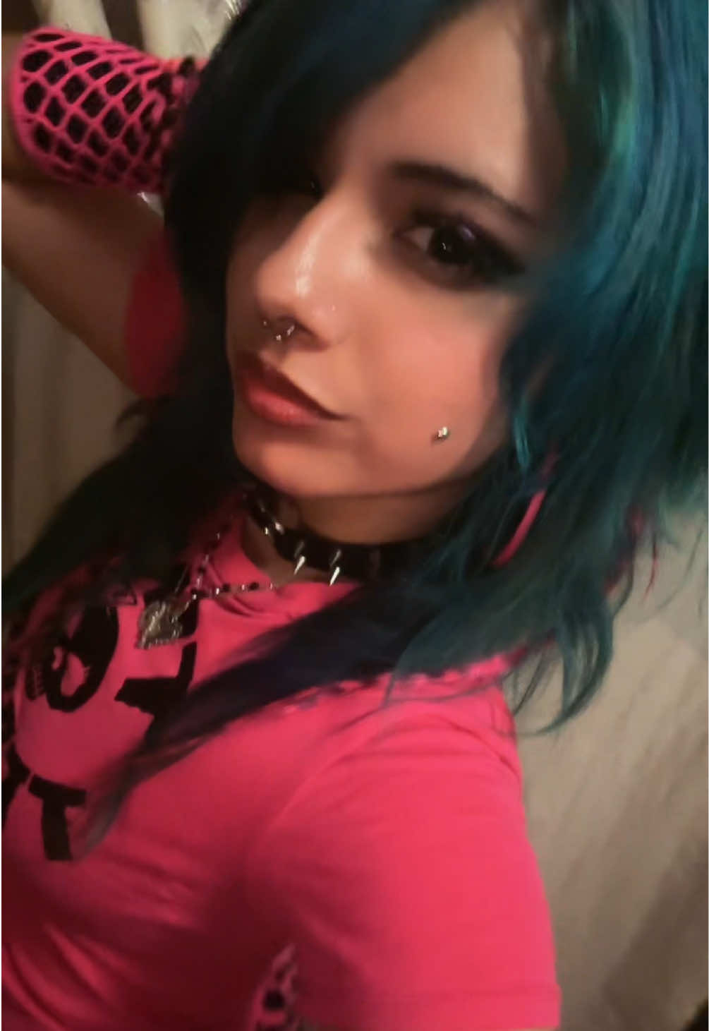 @dyinglivegirl