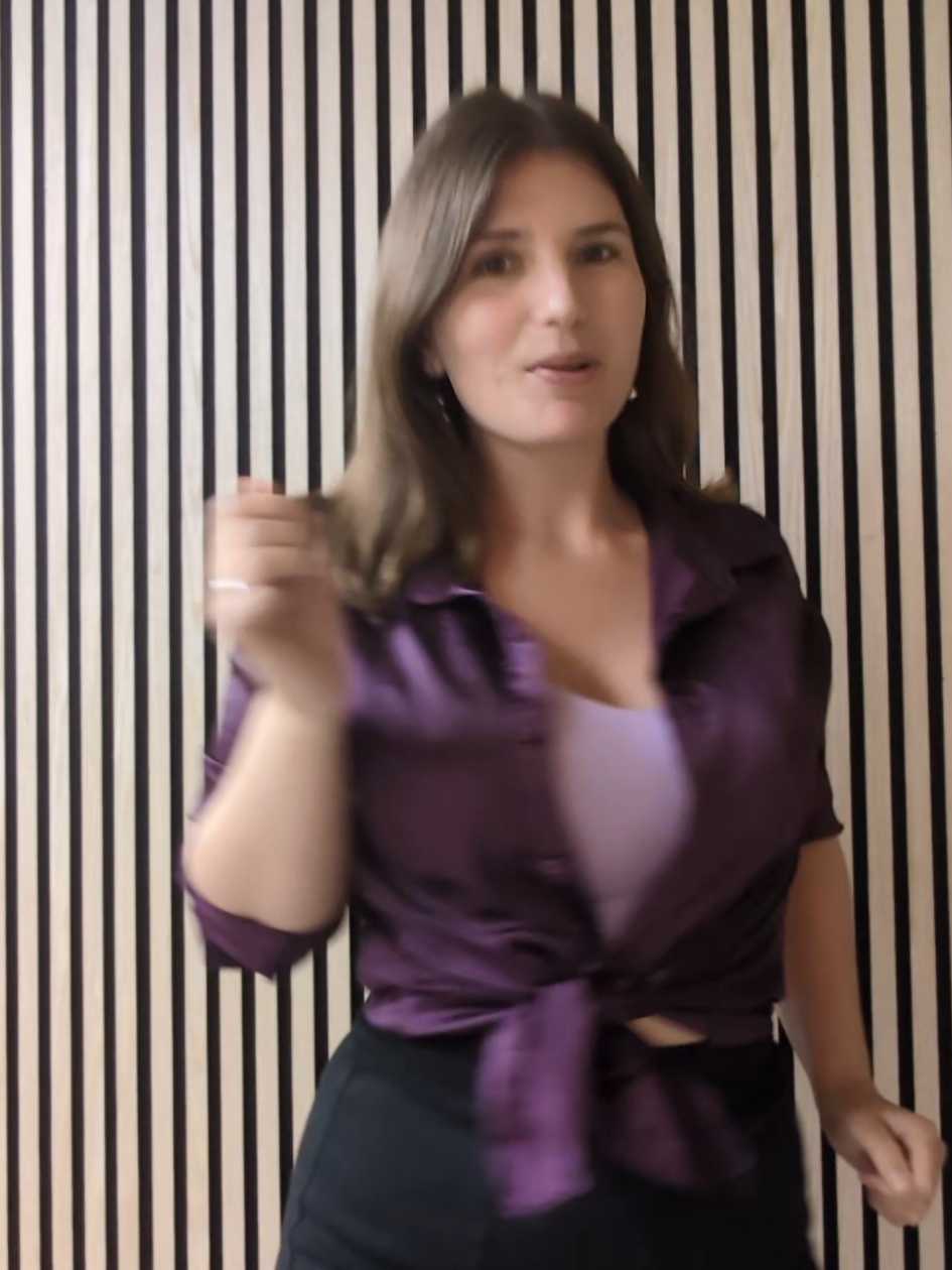 @justme-elena