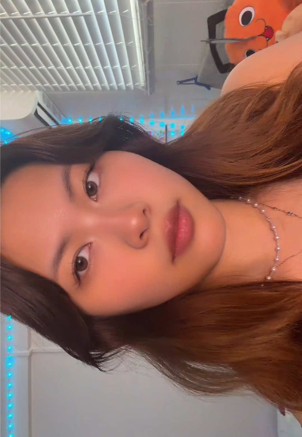 @twitch.tv/nekoxsama