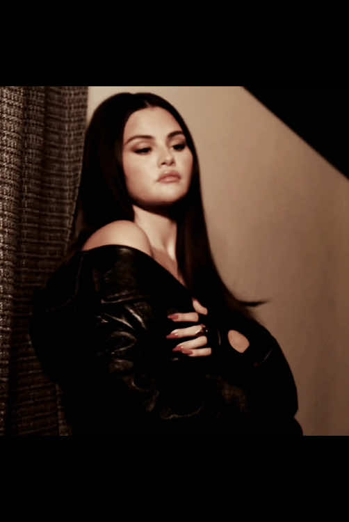@Selenators ✨💋