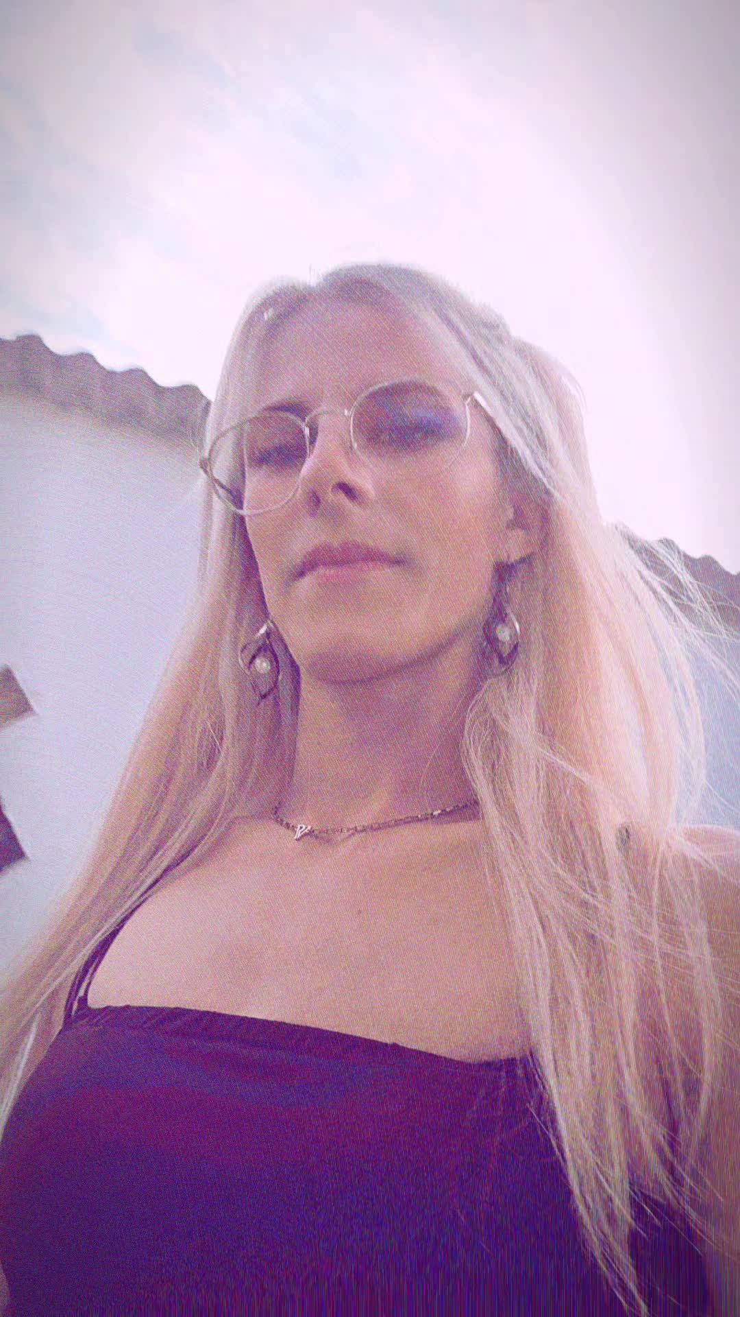 @AngeliqueWeinhold