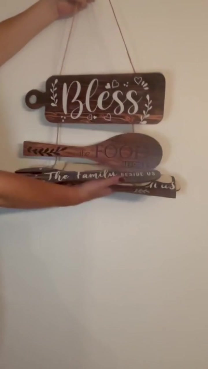 @stephmademelaugh
