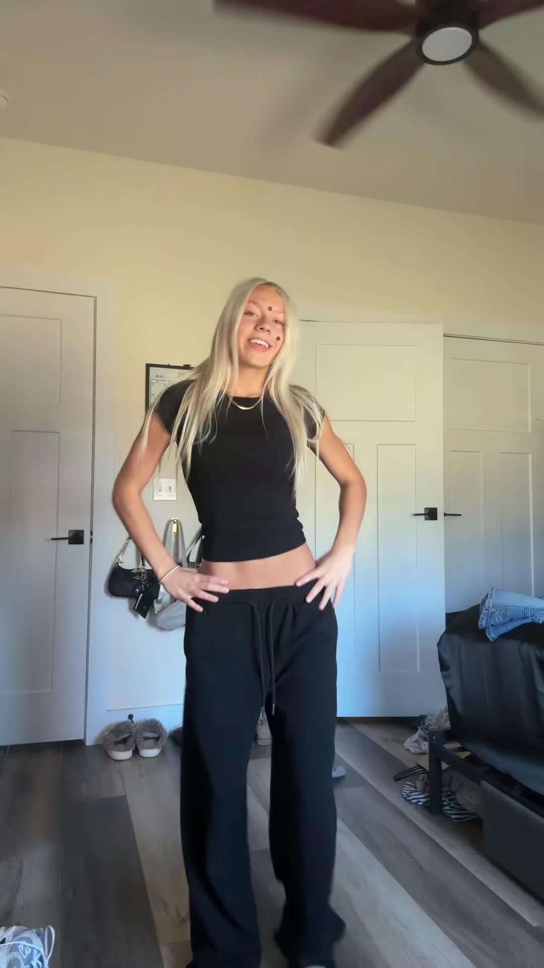 @Alexaa🤫