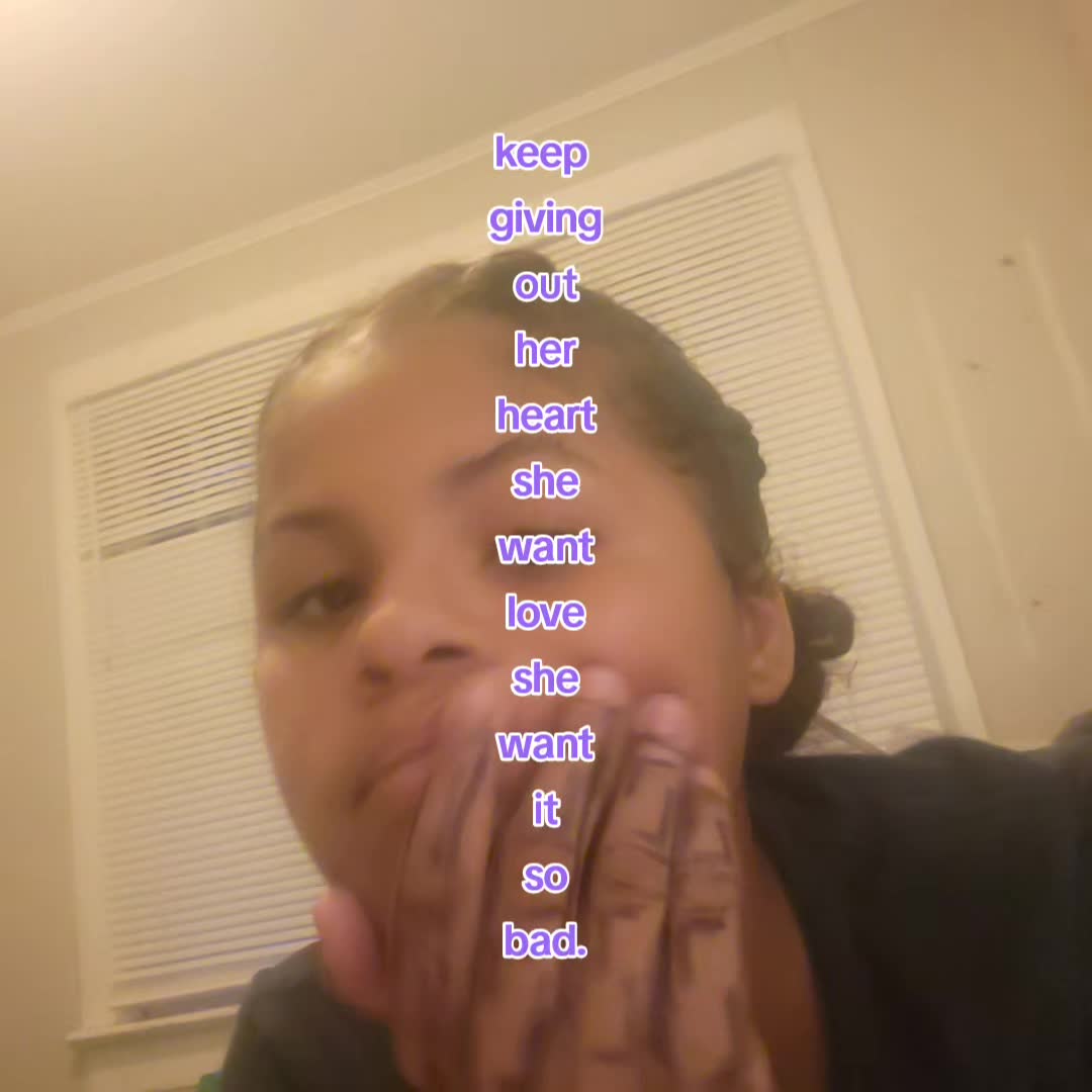 @⃟