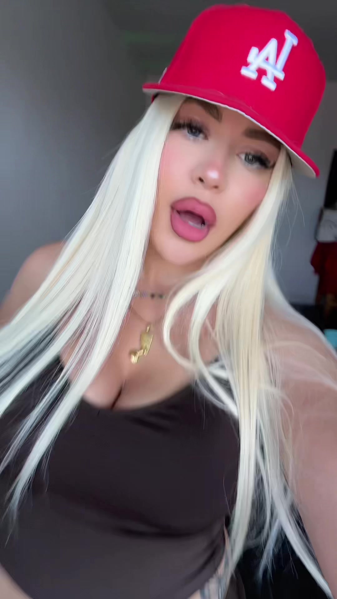 @JIJI Làcristàal 💎
