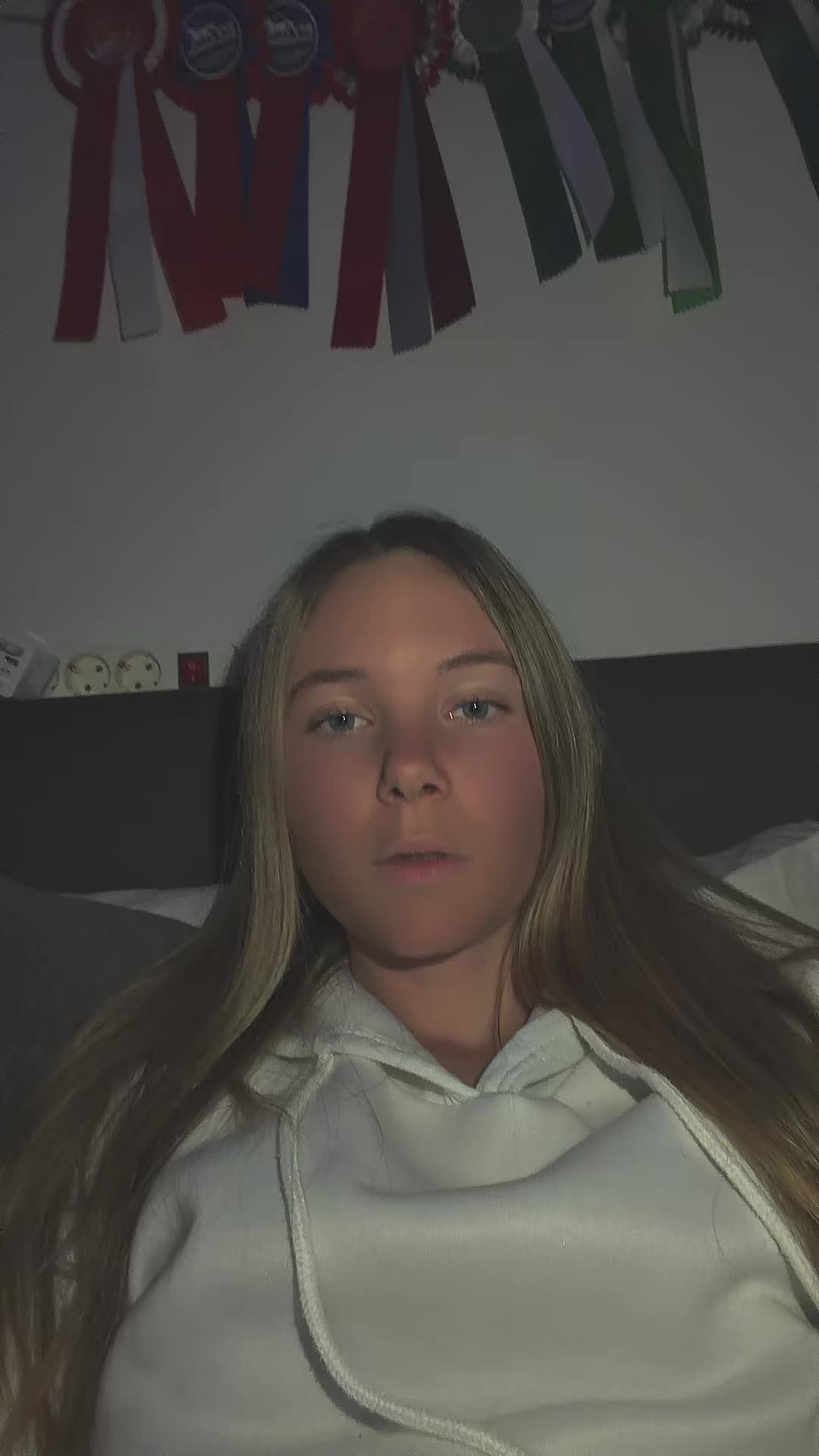 @Lena.pltdr