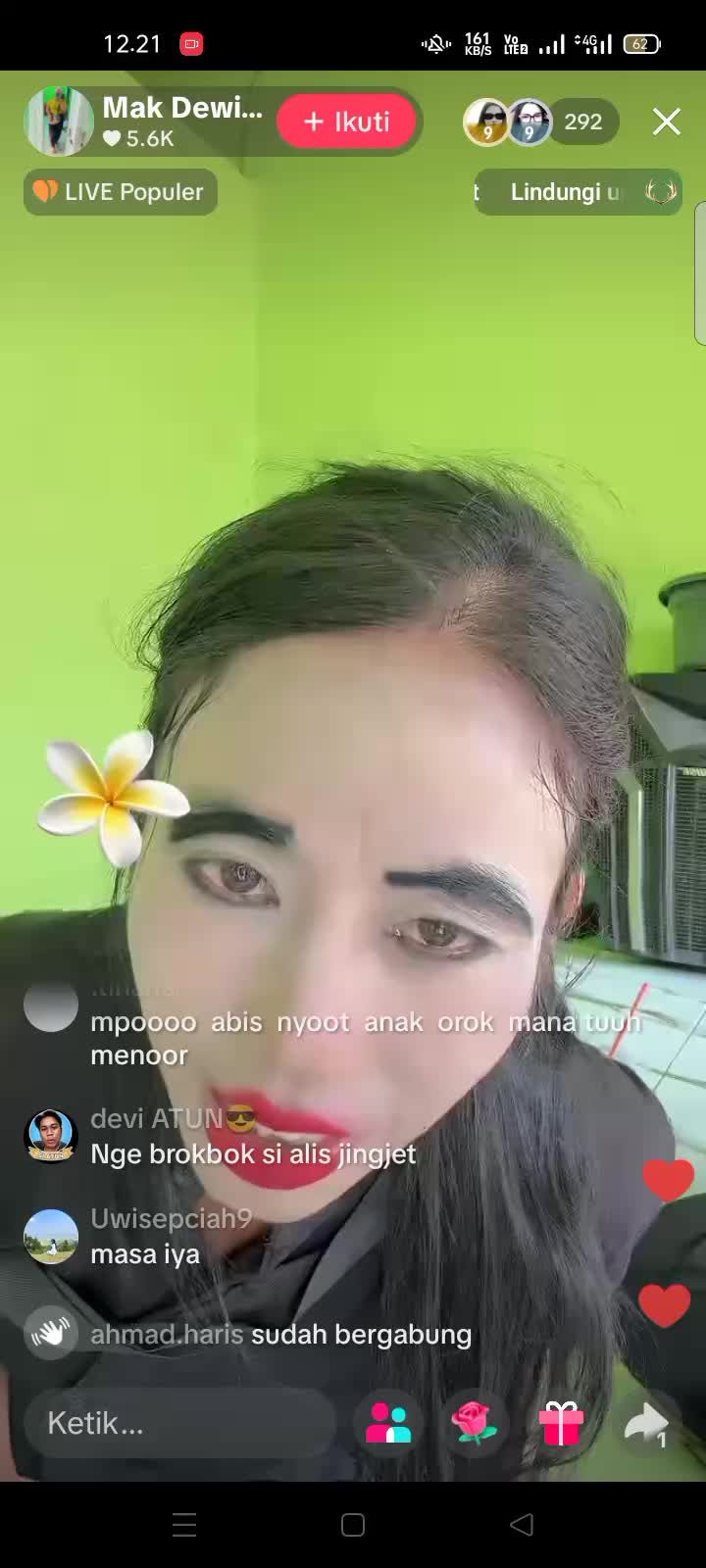 @Hofsah_ocha
