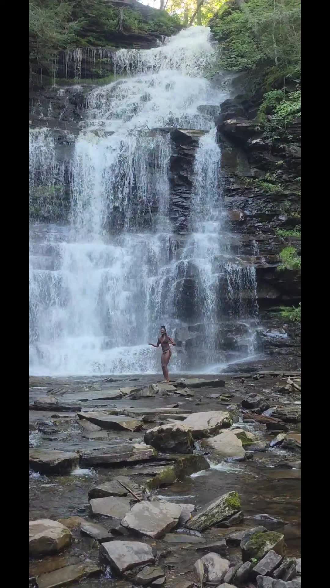 @hangwithJ2