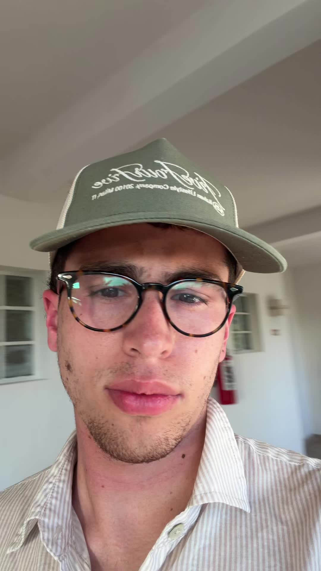 @Moanfaceemoji
