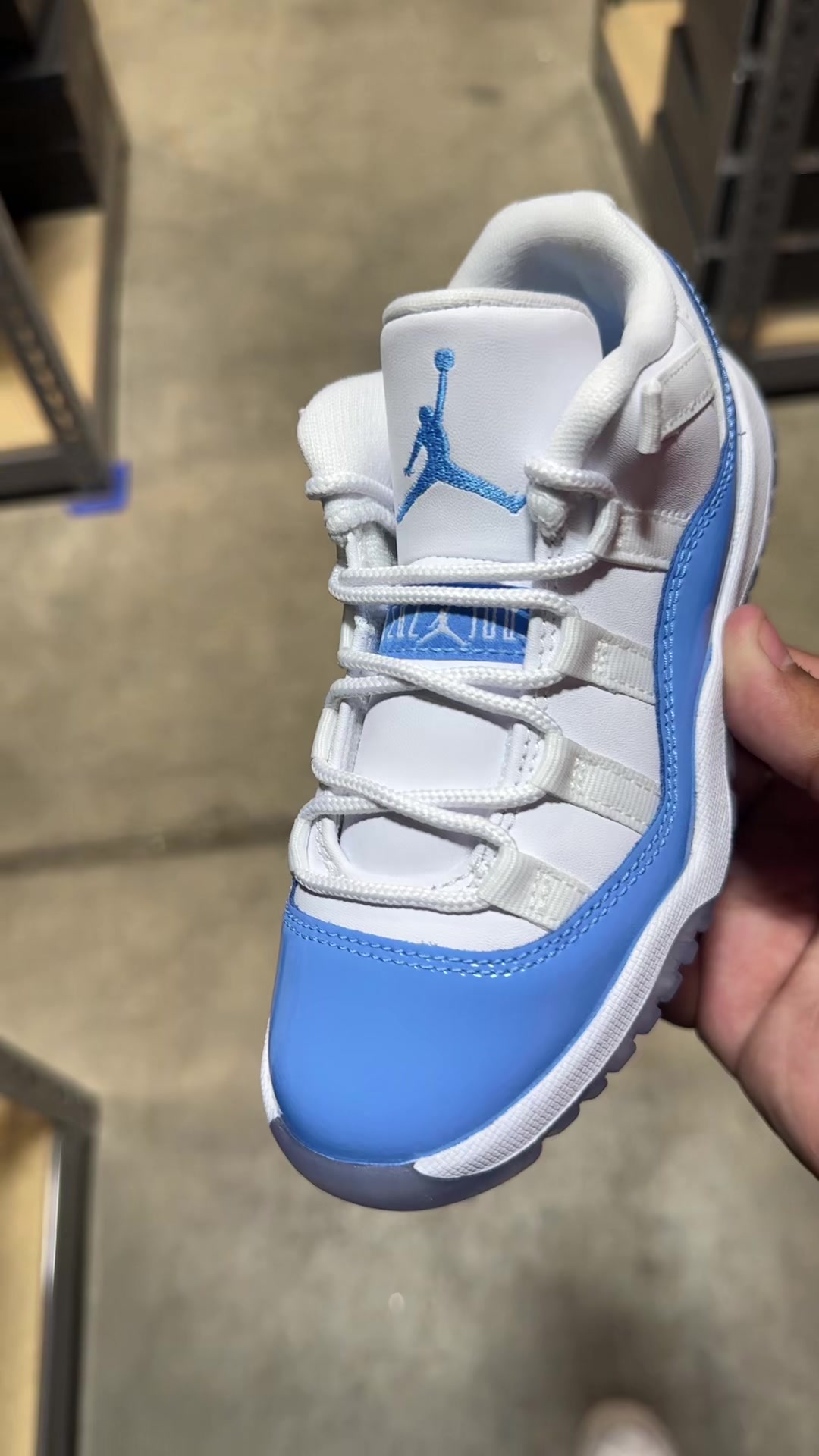 @Trending Sneakers
