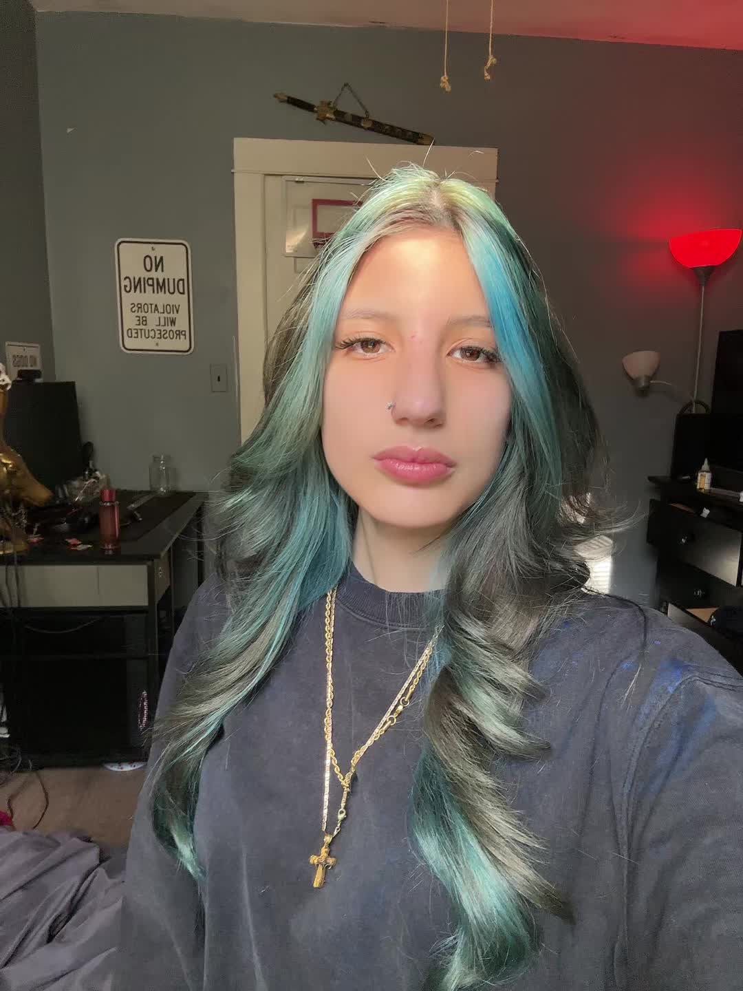 @♱