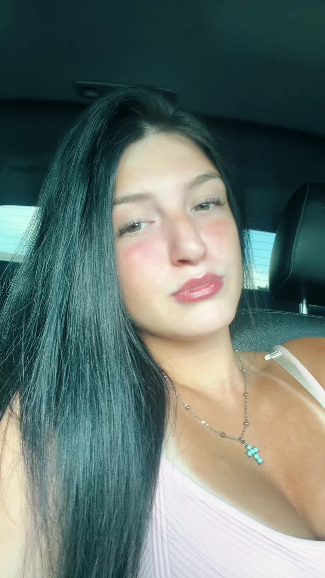@ℬ𝓇𝒾ℯ.