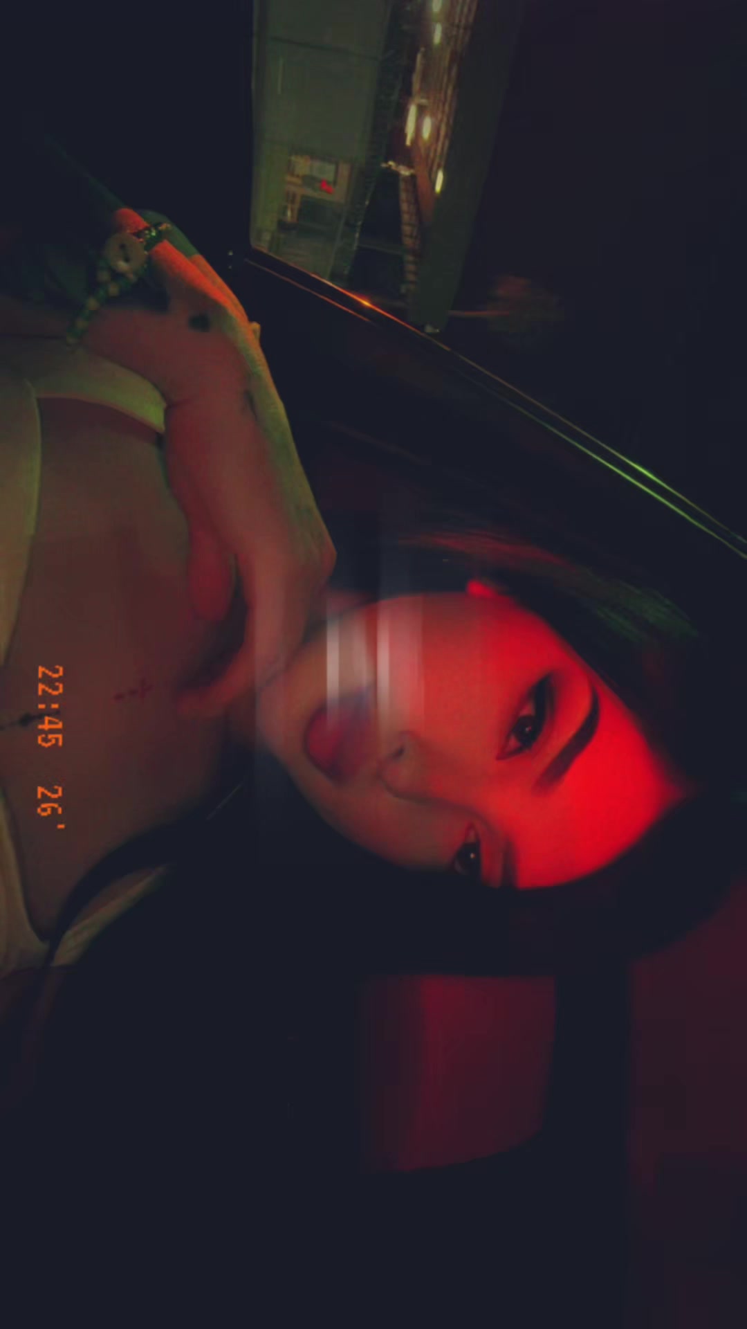 @️