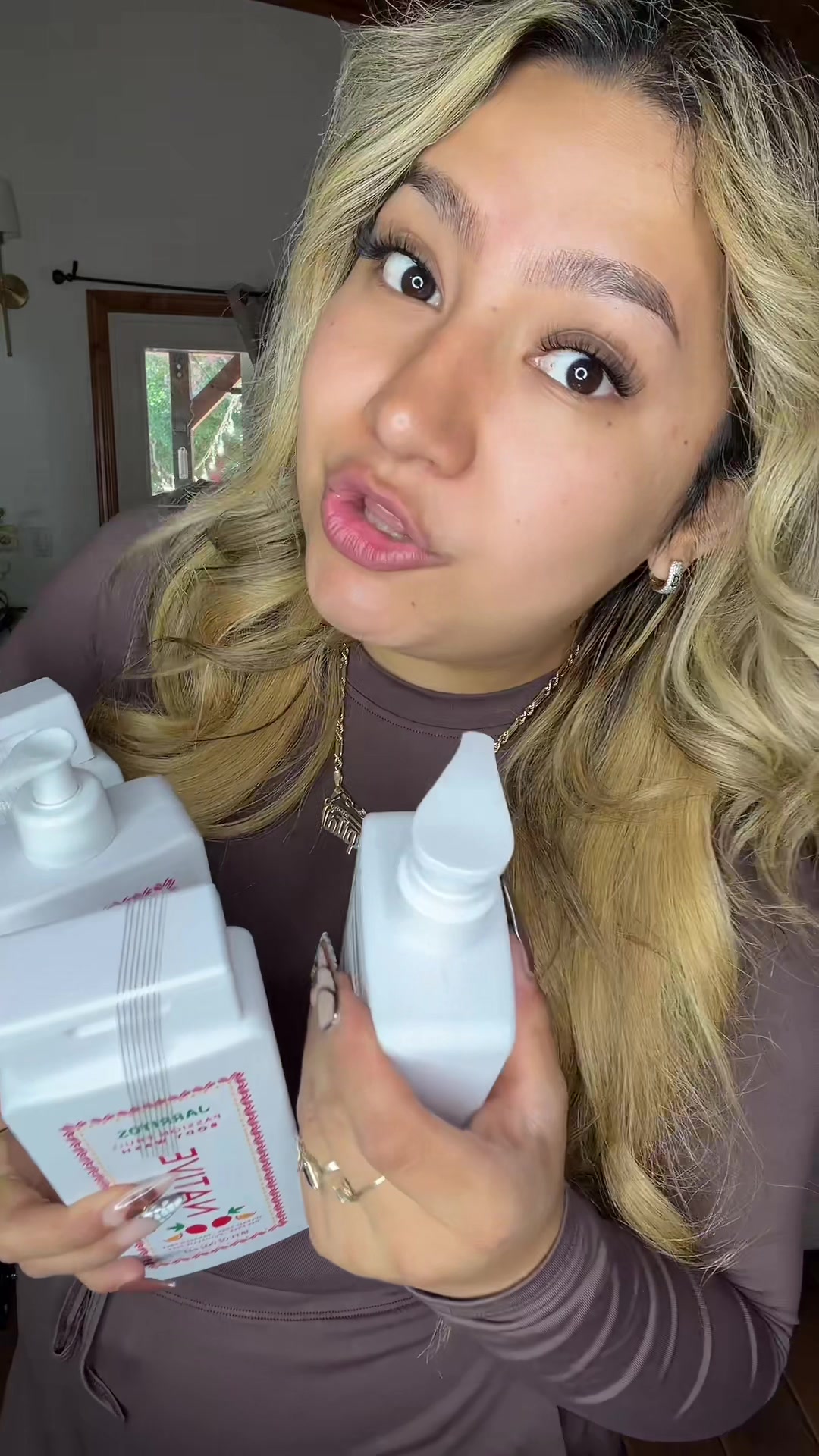@lupithazzepeda