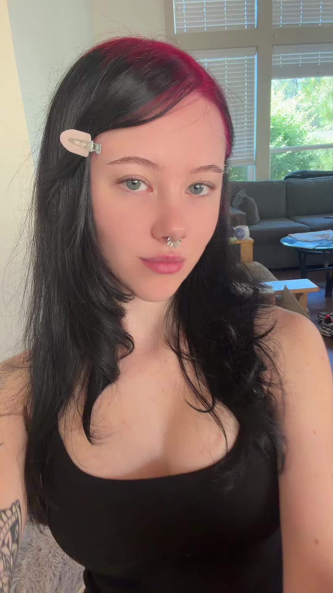 @Kiara🕸️