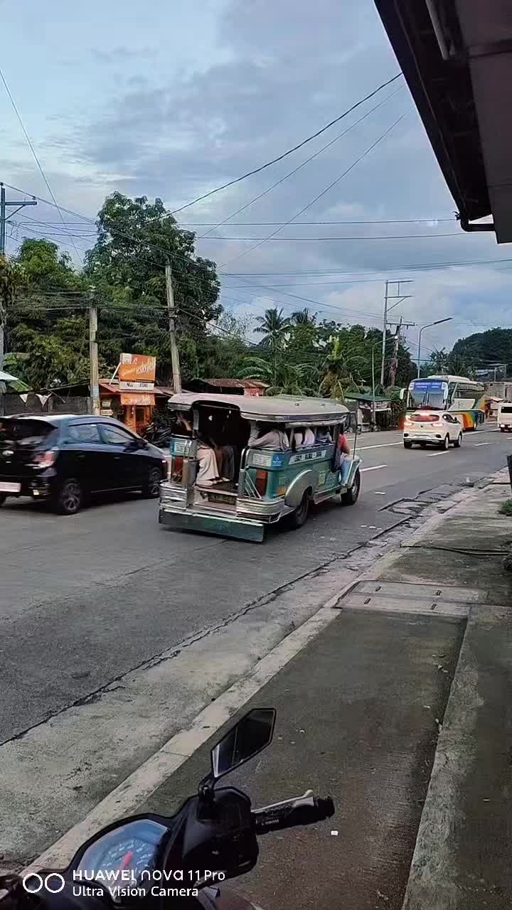 @LloYdeE BusSpoTter🇵🇭