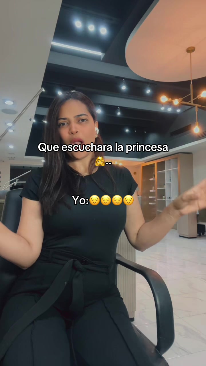 @Reina