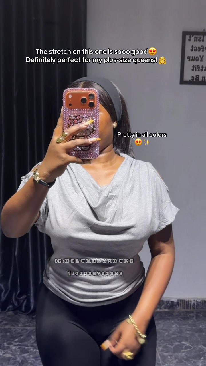 @Deluxebyaduke (CLOTHING STORE)