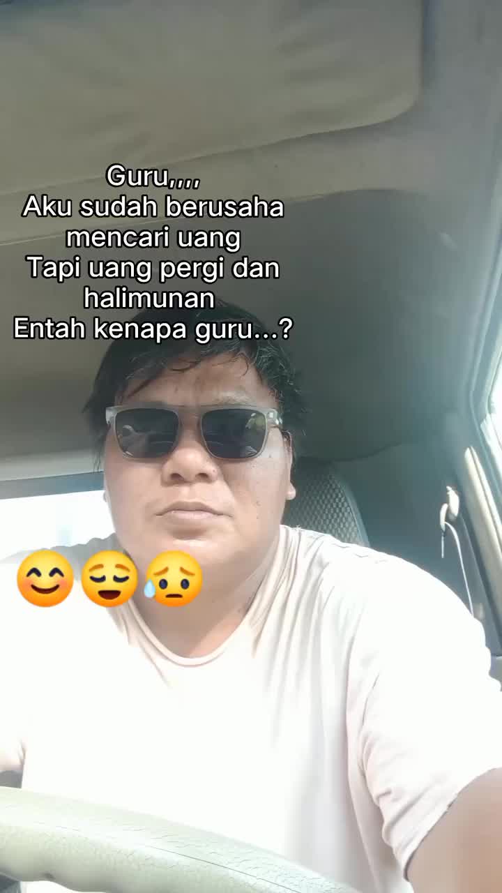 @Awan awan Gelap☁️🌨️🌧️💨