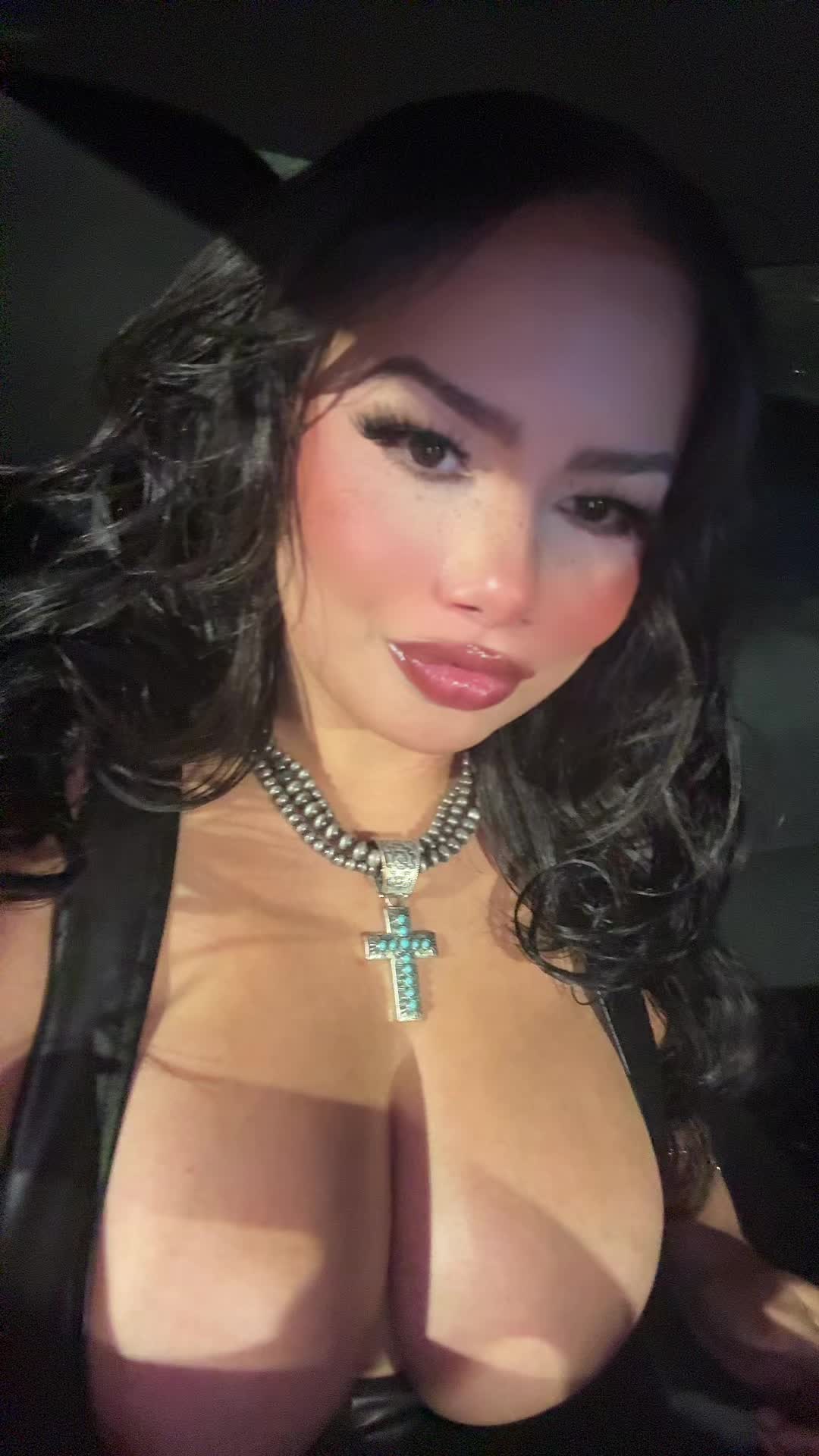 @Mia_posh