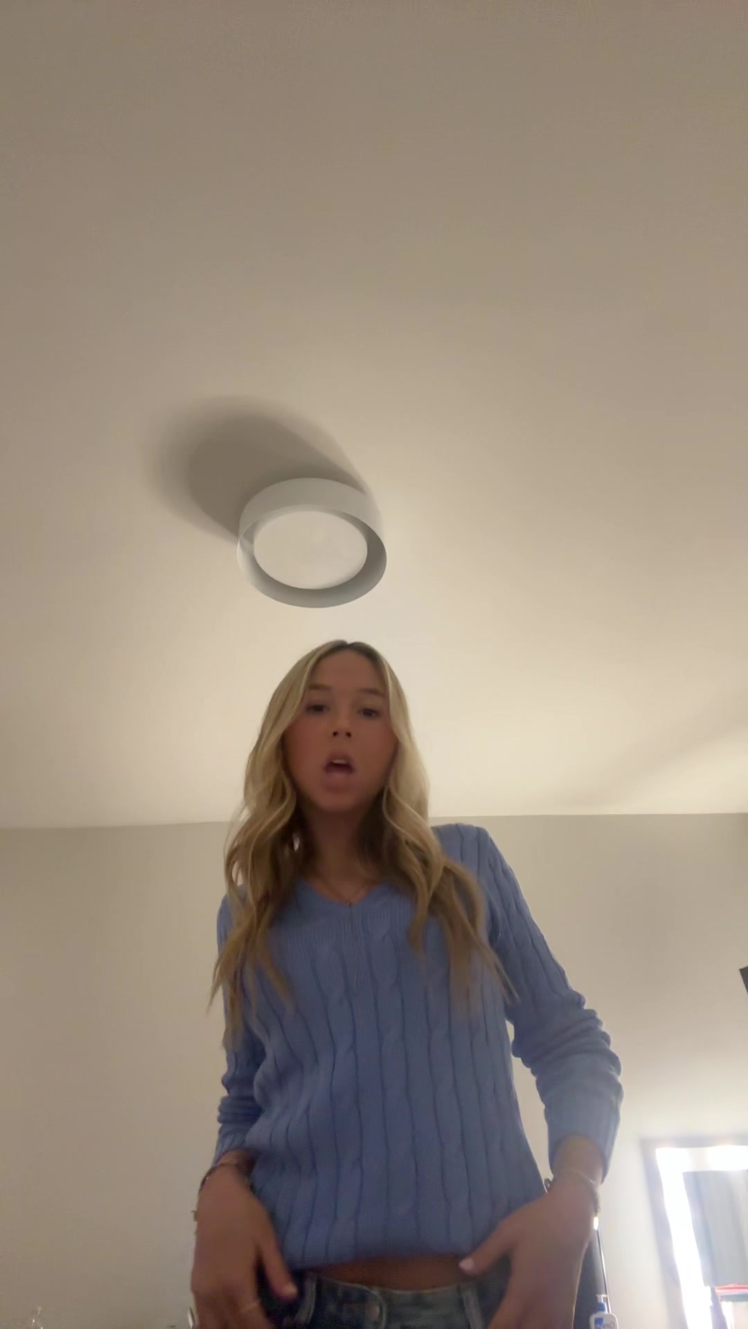 @Bella