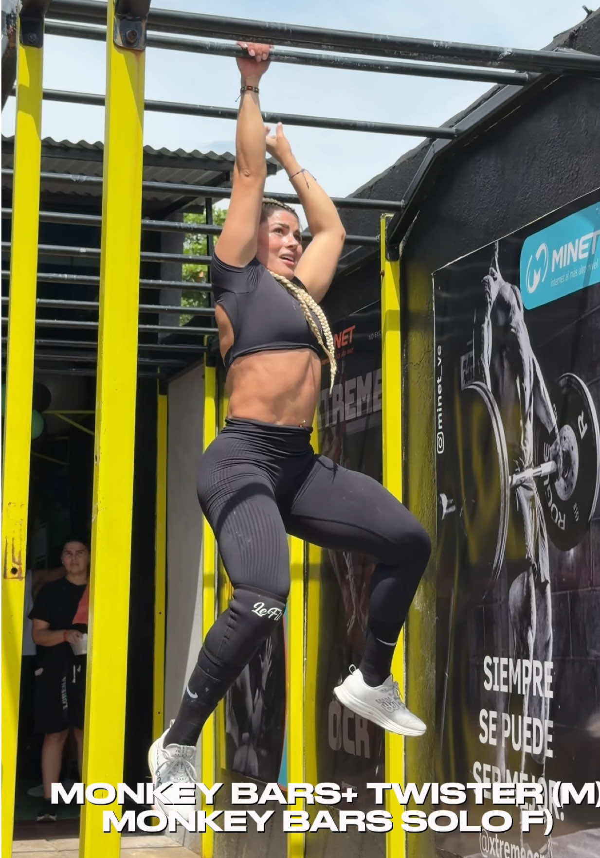 @lorenavargasfit_