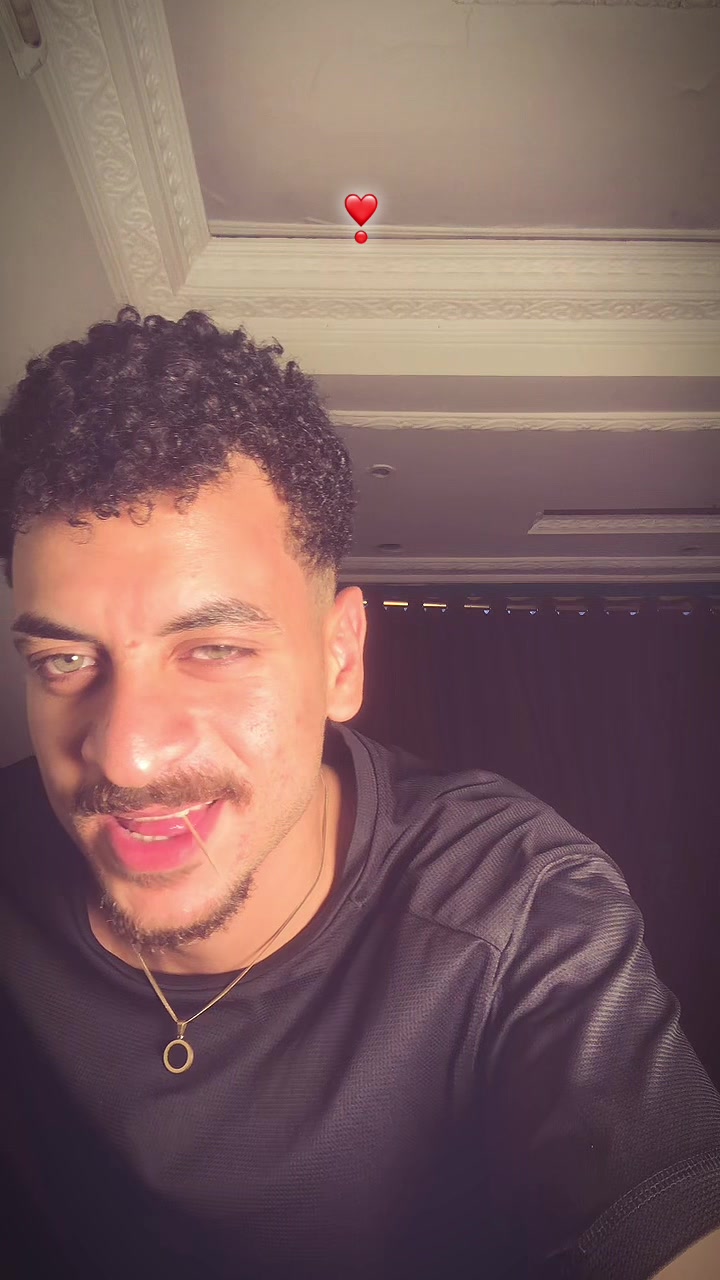 @AHMED MOZA 🤴🏻🦅 .