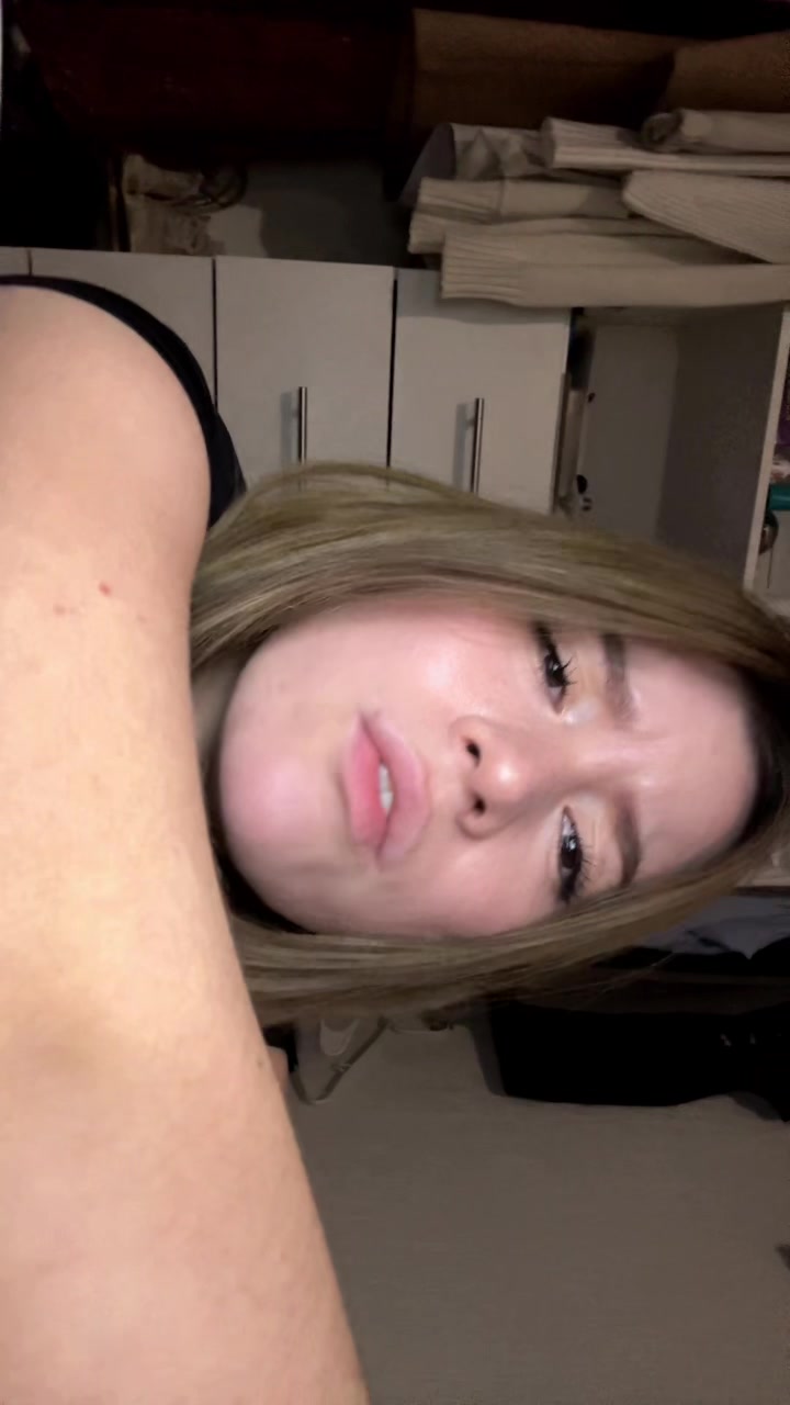 @_anaaslzz