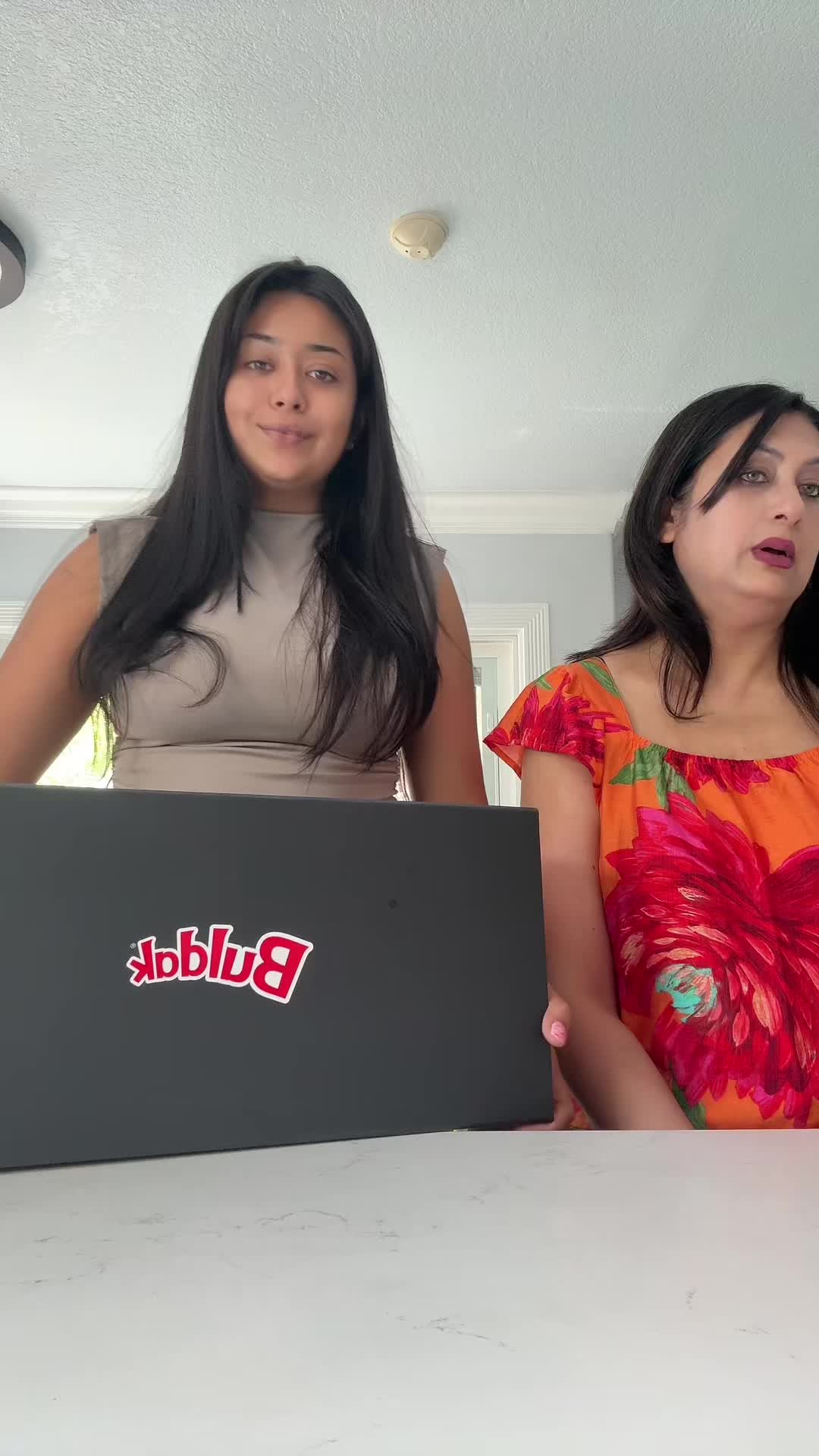 @Uzi