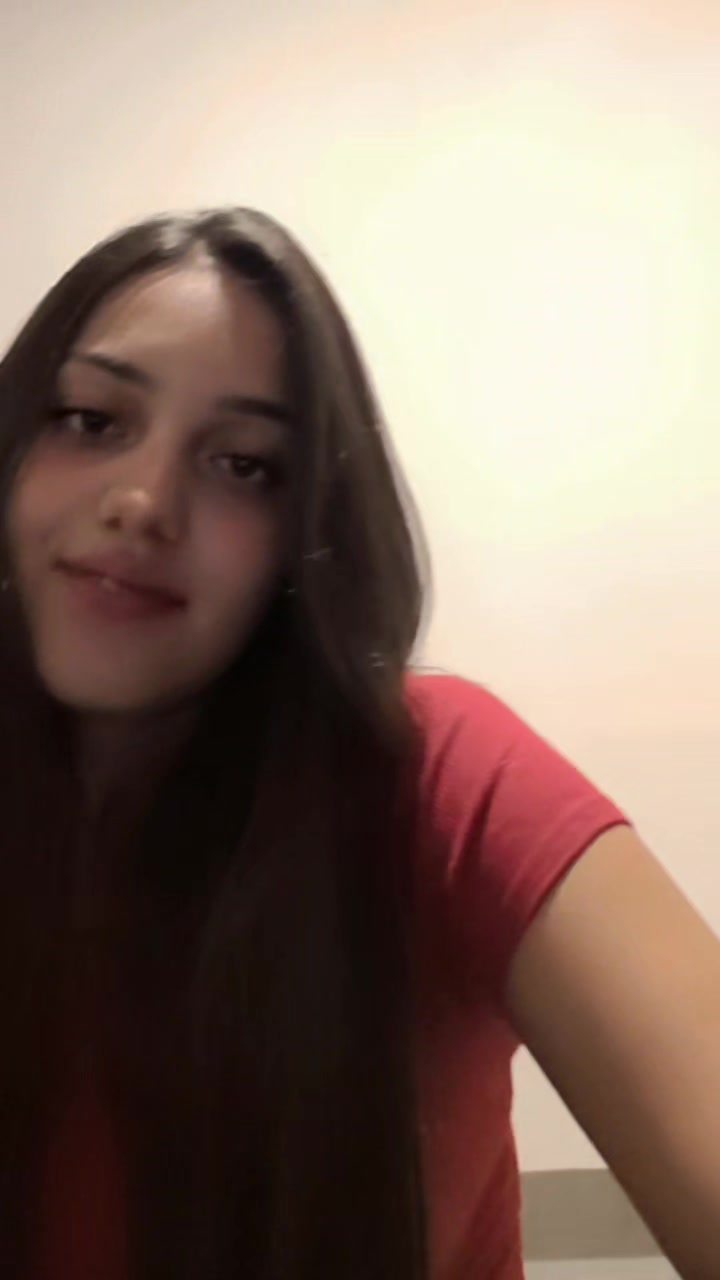 @Lara_Lu&iacute;za