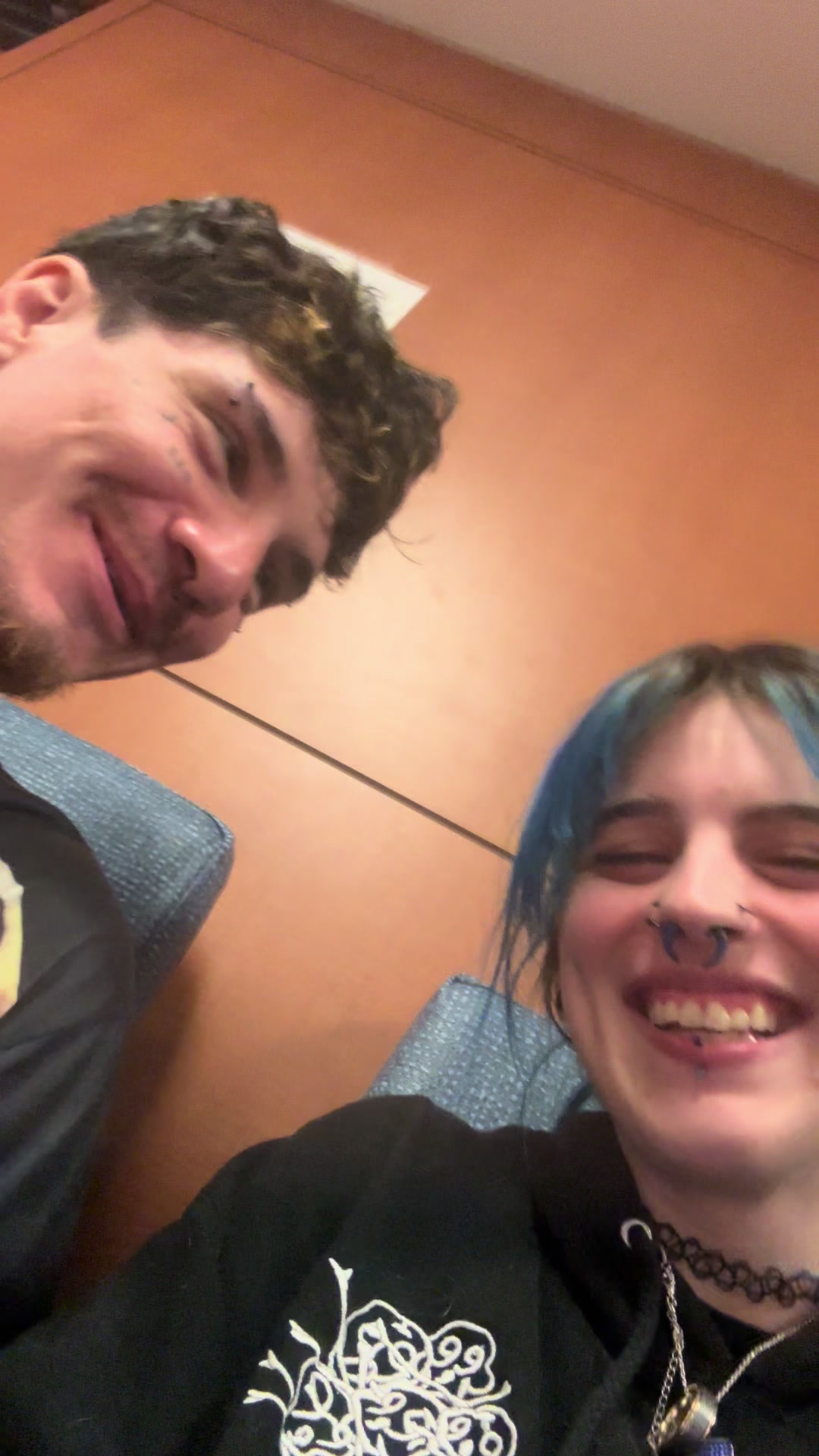 @Ez