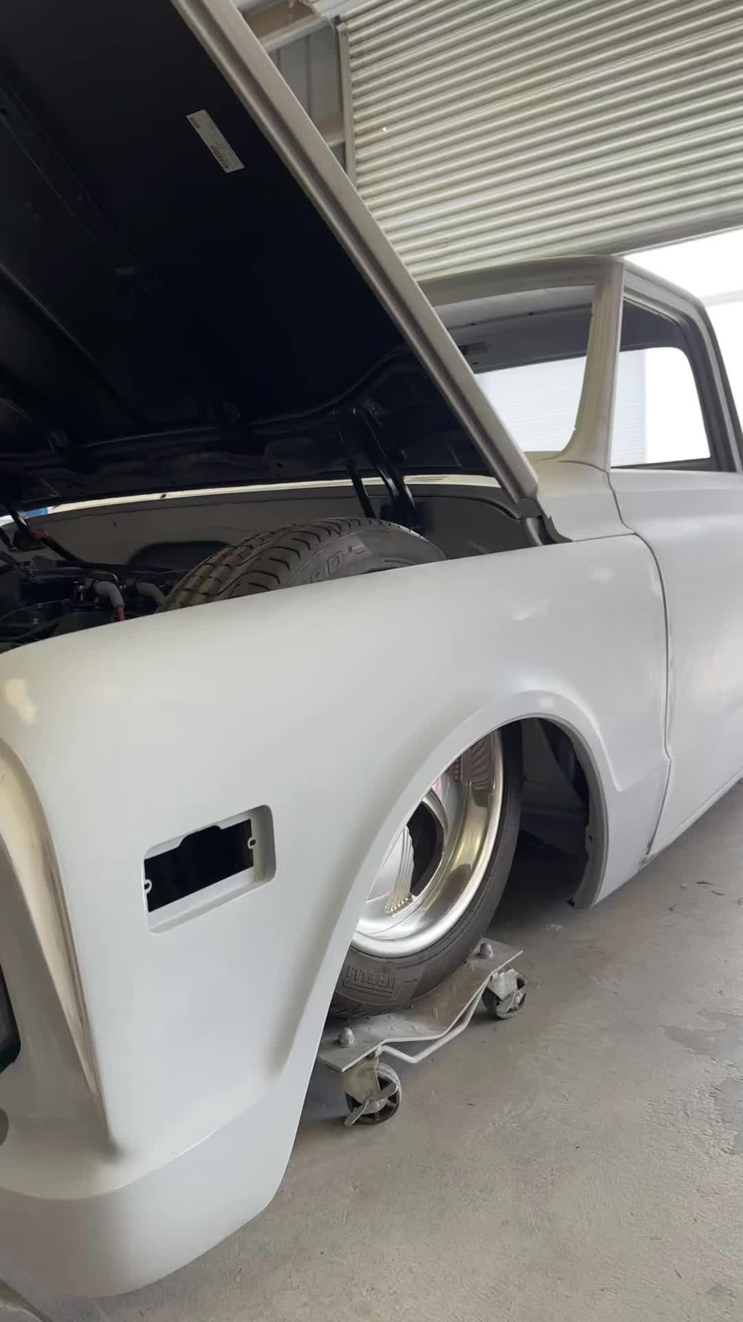 @WhatAreYouBuilding / C10 LGND