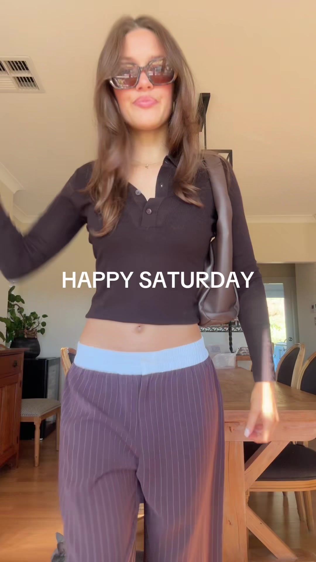 @Feebee