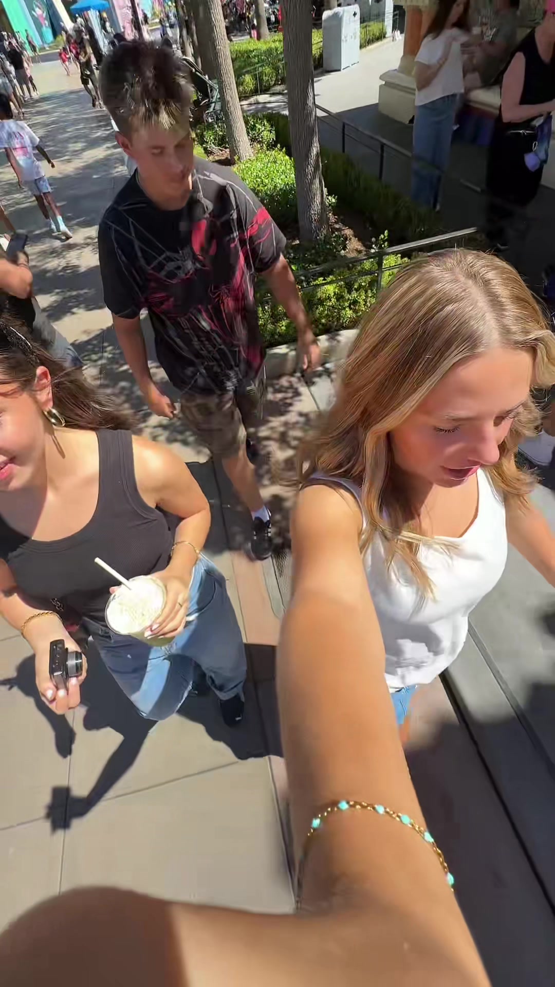 @Emmilaurie