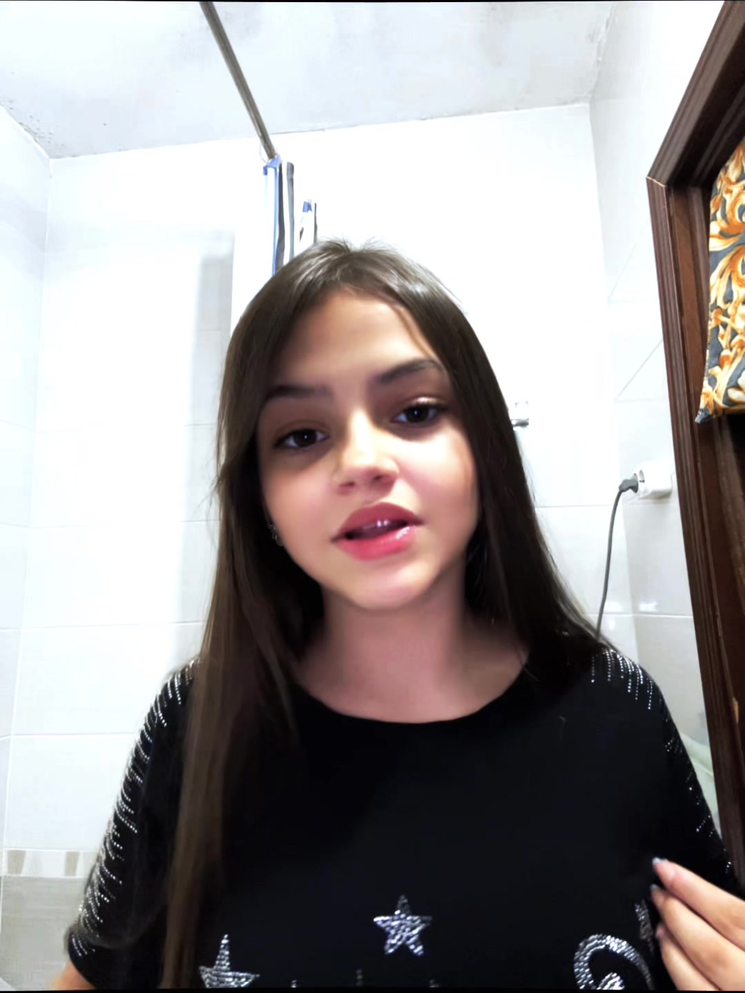 @🖤