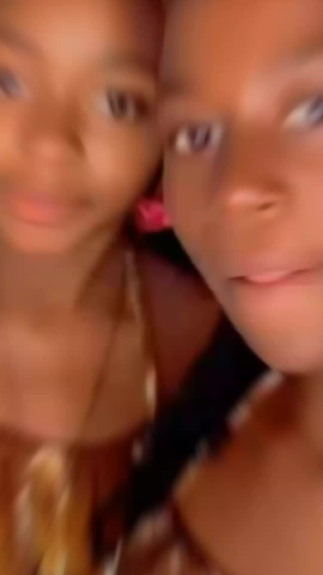 @mélo la✨ star 💸💯♥️👅