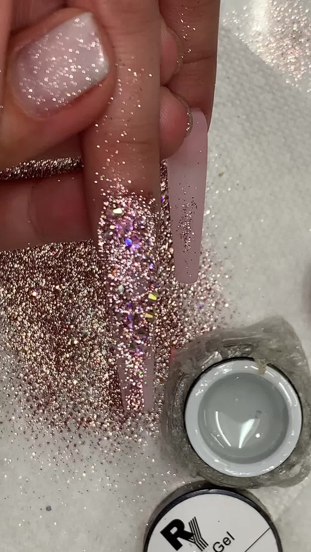 @Riya's Nails
