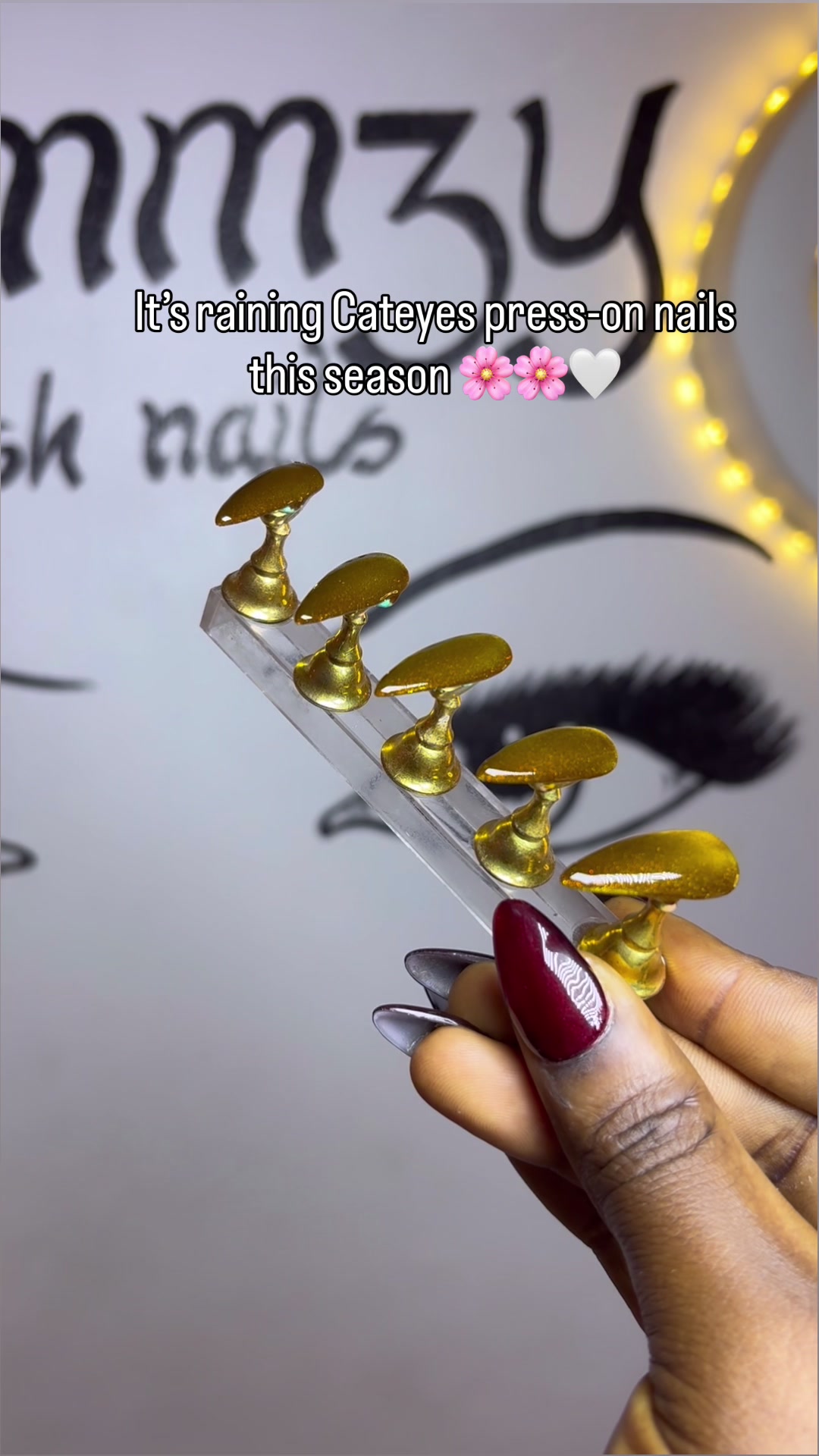 @Chommzyposhnails in asaba💅🏾