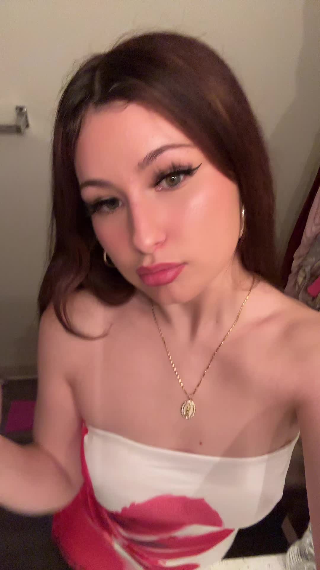 @Desi🍓