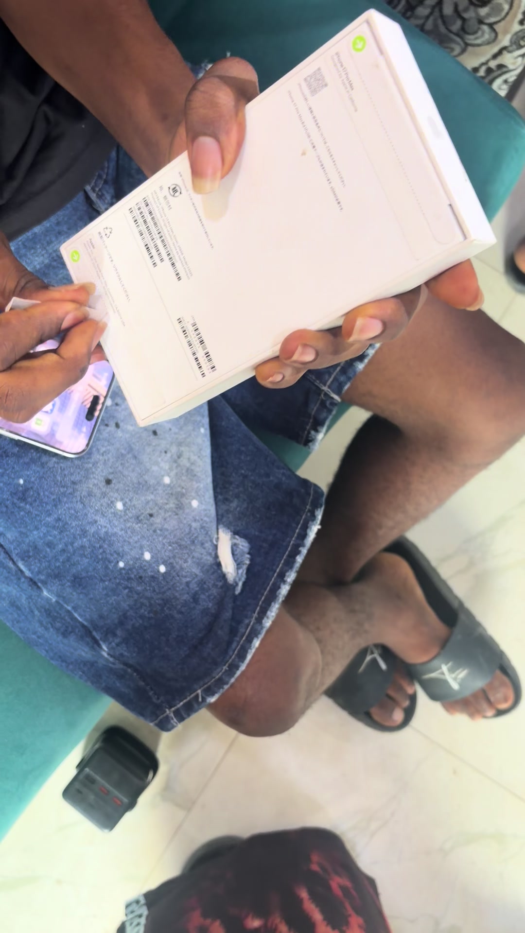 @D-light Phones Hub