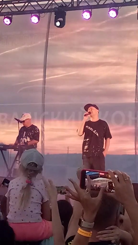 @Меломанка